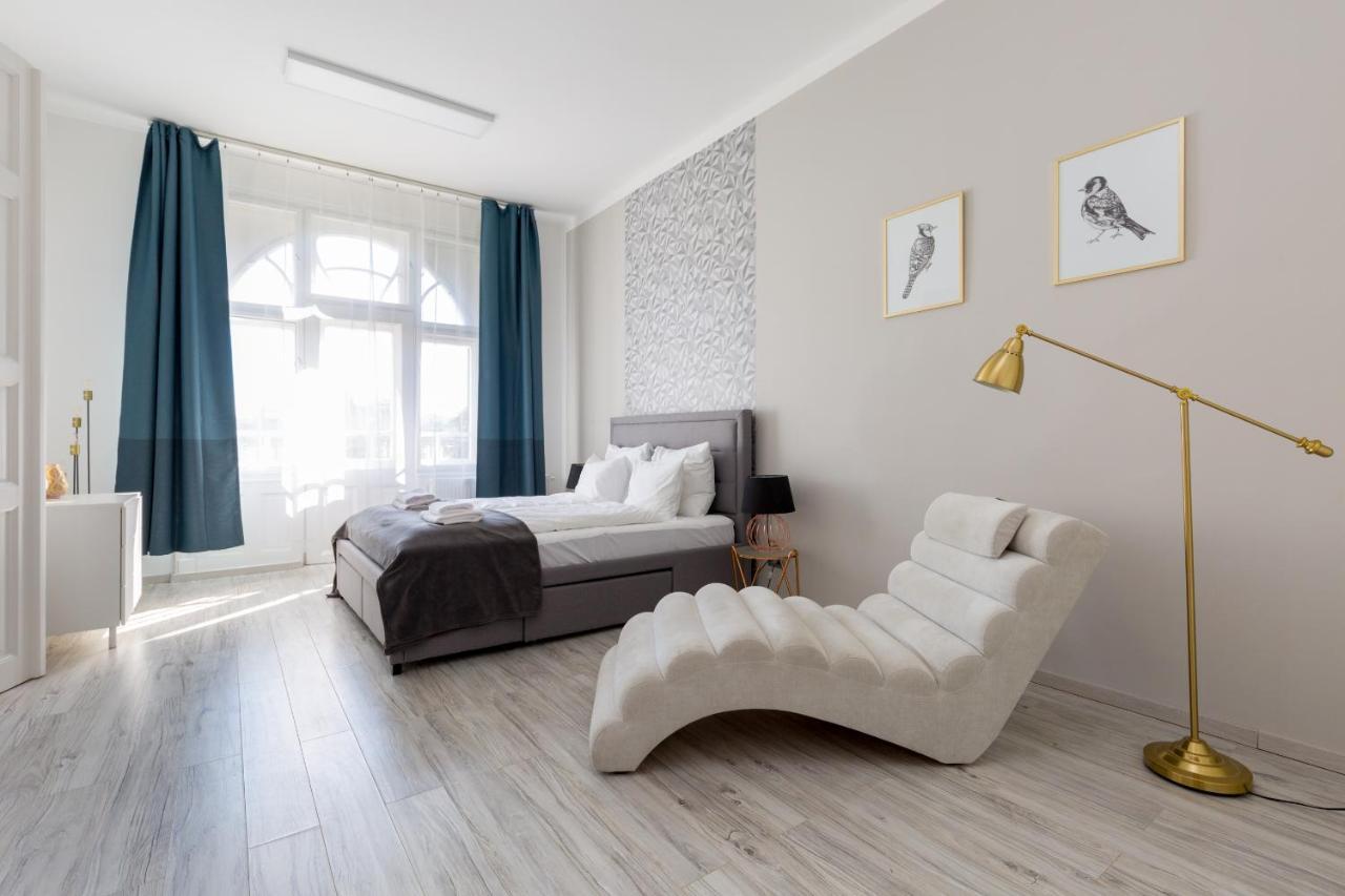 Designer On The Broadway W 2br, Ac And Panorama Balcony Budapest