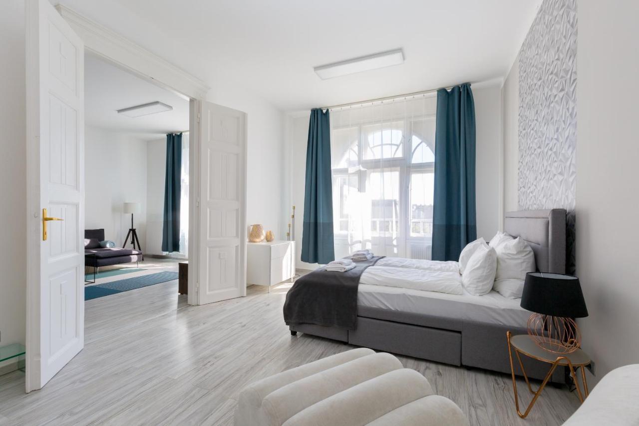 Apartment Designer On The Broadway W 2br, Ac And Panorama Balcony Budapest